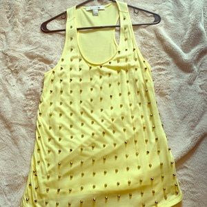 Yellow Tank with Gold Gems
